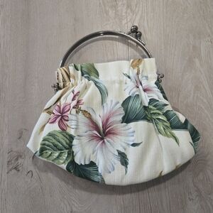 Vintage Hawaiian Floral Print abba Women's Clutch